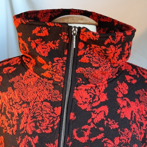 Onque Casual Jackets & Blazers - NWT Onque Women's Floral Red & Black Jacket